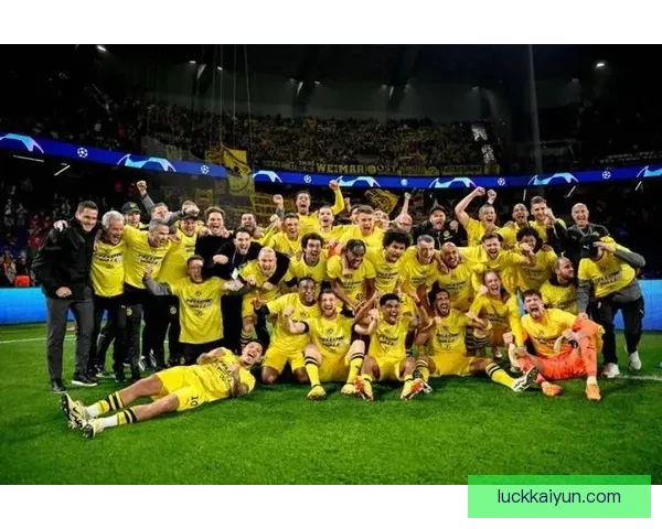 阿什拉夫国家队队长带领球队冲击世界杯资格赛，状态回暖值得关注